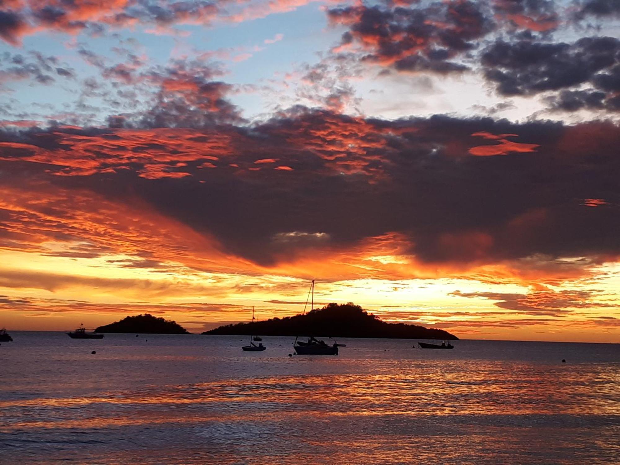 Vacances Bien Etre Guadeloupe Bouillante Esterno foto